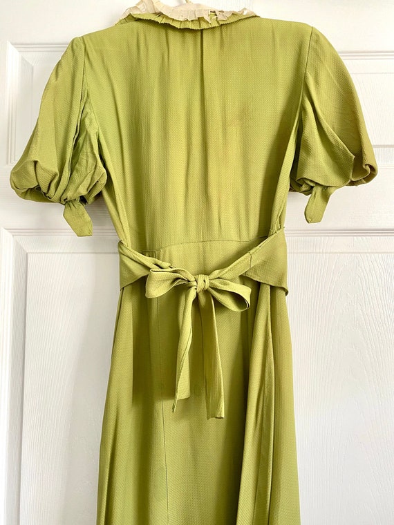 1930s Vintage Chartreuse Lime Green Dress Contrast