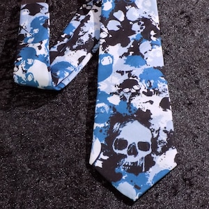 Corbata de algodón con calavera de camuflaje. Día de los Muertos. Gótica. Hecha a mano. Terror. Día del Padre. Regalo de Navidad. Corbata de Halloween.