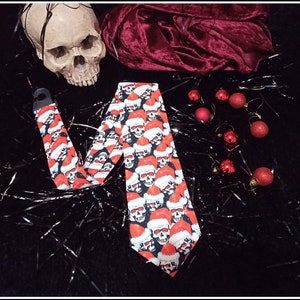 Christmas Skull Necktie. Gothic Skull Necktie. Handmade. Fathers day. Skulls. Day of the Dead. Handmad. Halloween. Christmas Tie.