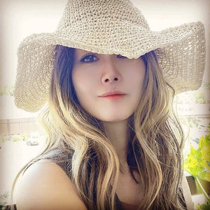 Hot Summer Hoilday Floppy Straw Hat Women Ladies Wide Brim Hats Beach Foldable Straw Sun Hat Sun Cap Gift