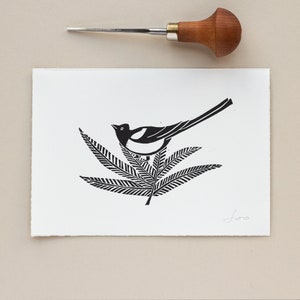 Magpie Linocut Print, Magpie Original Print, Bird Handprinted, Bird Art Print.
