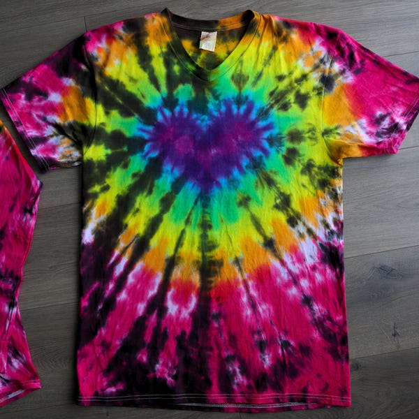 T-shirts, débardeurs, manches longues, sweats à capuche légers à motif cœur et feu d'artifice arc-en-ciel noir tie-dye | Tailles S à 3XL