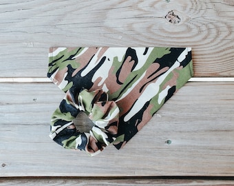 Bandana de camuflaje para perros / Bandana para mascotas sin cordones / Bandana para perros / Bufanda para perros / Lindo accesorio para perros / Camuflaje / Bandana de camuflaje