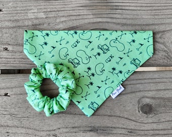 ¿Quién es tu caddie? / Bandana para mascotas sin cordones / Bandana para perros / Bufanda para perros / Accesorio lindo para perros / Bandana para perros de golf / Bandana para golf / Bandana de verano