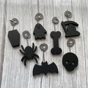 Halloween Ceiling Fan Pull – Spooky Gothic Light Chain Accessory