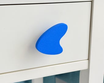 Atomic Boomerang Cabinet Knob – Mid Century Modern Retro Dresser Hardware