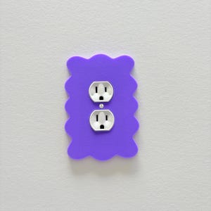 Funky Wavy Scalloped Outlet Cover – Mid‑Century Modern Rocker Toggle Duplex Wall Plate