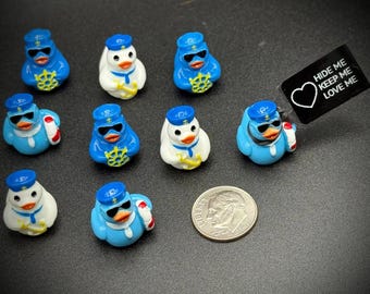 Mini Cruise Ducks: Nautiska festgåvor (Sailor & Captain, Anpassade etiketter, Magnet eller Sug)