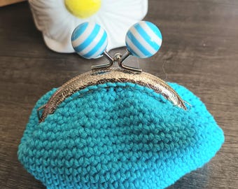 Crocheted coin purse