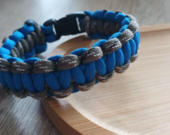 Paracord bracelet