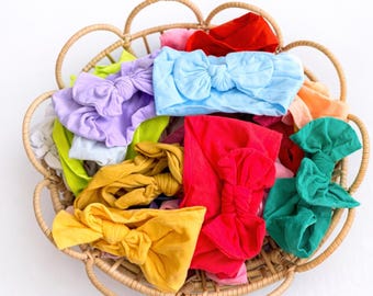 20 Soft Nylon Baby Headbands – Stretchy Bow Hair Accessories for Newborns, Toddlers