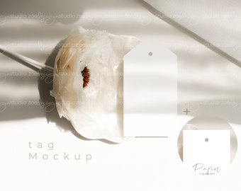 Aesthetisches Tag Mockup Hang Tag Label Mockup Label und Tag Mockup Hang Tag Label Design 2x3,5 Mockup Branding Mockup Geschenkanhänger Etikett Mockup