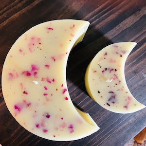 Crescent Moon Rose Candle with Optional Mirror Plate (Large)