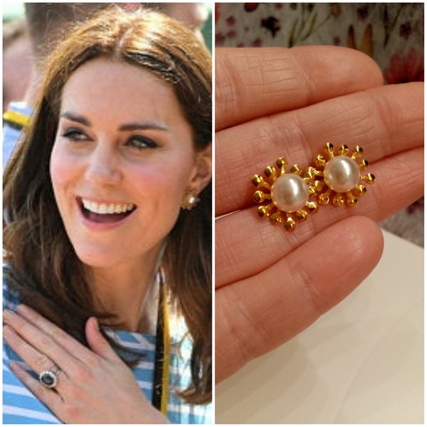 Orecchini Kate Middleton sfera fiore oro perla principessa regalo