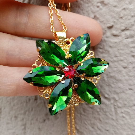Etsy anastasia shop necklace