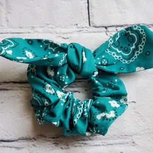 Scrunchie with Removable Ties Teal Bandana Fabric All Cotton