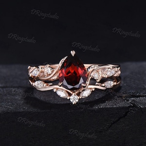 1.25ct Pear Natural Garnet Engagement Ring Set Nature Inspired Jewelry 14K Rose Gold Twig Vine Red Garnet Bridal Set January Birthstone Gift