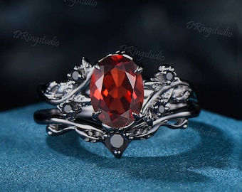 Black Gold Garnet Engagement Ring Nature Inspired Oval Garnet Black Spinel Bridal Set Leaf Vine Wedding Ring January Birthstone Promise Gift
