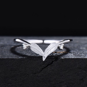 Silber Federring Chevron Moissanit Hochzeitsband 10k/14k Weißgold Engel Flügel Federring Minimalistisch Boho stapelbar Band für Paar