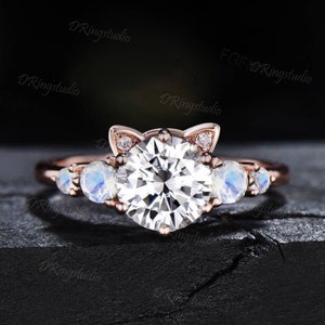 Kat verlovingsring 1,2 CT ronde Moissanite ring schattig huisdier kleurloze Moissanite Maansteen trouwring unieke kitten ring verjaardag cadeau