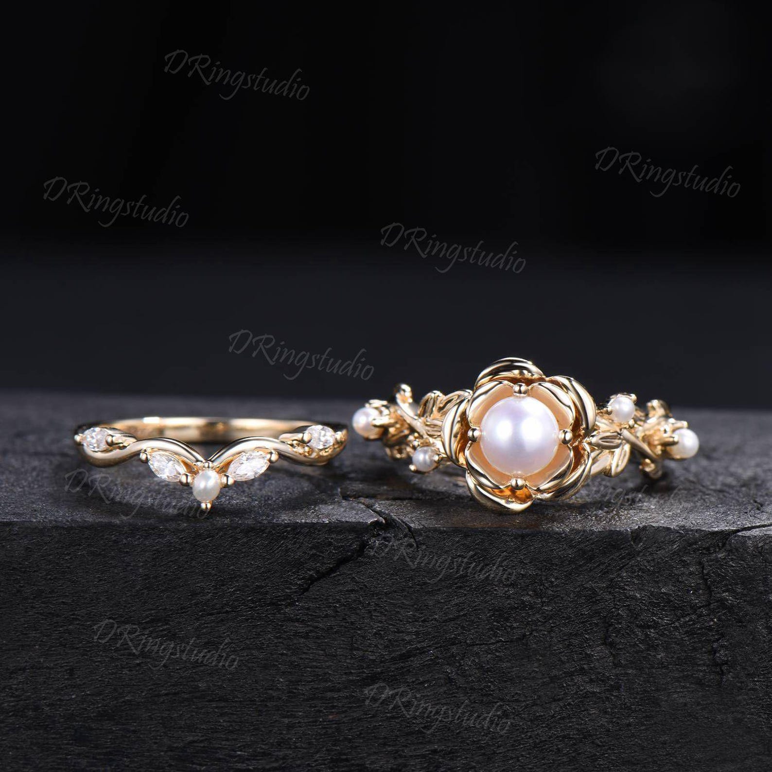 18k Yellow Gold Floral Pearl Wedding Ring Set Natural Freshwater Pearl 18k Yellow Gold Floral Pearl Wedding Ring Set Natural Freshwater Pearl