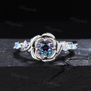 Rose Flower Engagement Ring Round Color-Change Alexandrite Wedding Ring Silver Floral Moonstone Ring June Birthstone Jewelry Proposal Gifts