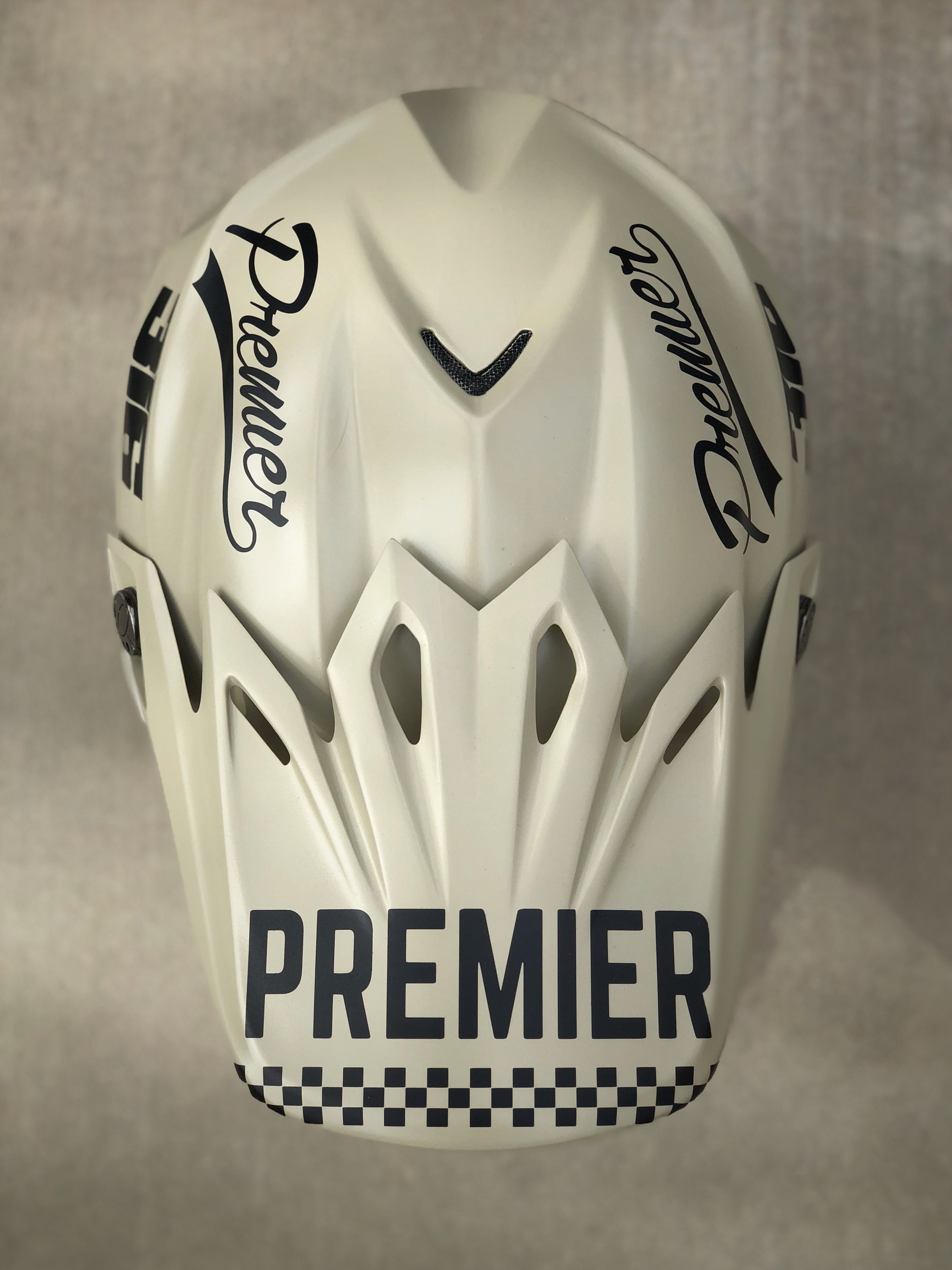 AMA SHOP Adhesivo Con Forma De Números De Carreras Personalizable Mod.4 | Pegatina Para Casco, Moto, Camper, Barco | AutoTuning