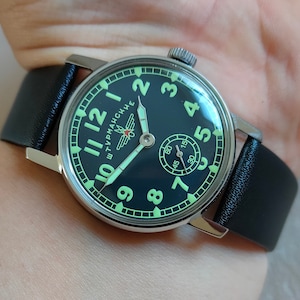 Black mens watch Pobeda Shturmanskie, vintage watch, Pobeda watch, watch for men, gift for men, gift for him, mechanical watch, retro watch,