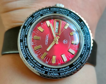 Raketa CITIES, Raketa Hora mundial, Reloj rojo, Reloj de zona horaria, Reloj para hombre, Reloj raketa, Reloj de piloto,