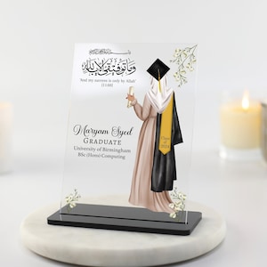 Muslim Female Graduation Gift, Personalised Graduation Gift for Her, Islamic Gift for Her, Class of Any YEAR Floral Clear Acrylic Plaque