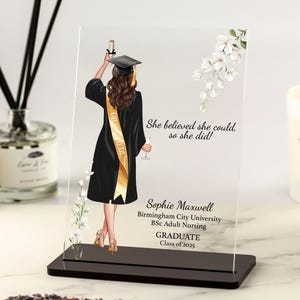 Cadeau de remise des diplômes personnalisé pour elle, plaque acrylique, cadeaux de remise des diplômes pour fille, meilleure amie, soeur, maîtrise, cadeaux de finissants personnalisés