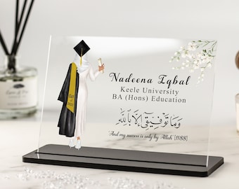 Muslim Graduation Gift, Personalised Graduation Gift for Her, Islamic Gift for Her, Any YEAR Congratulations Graduation Gift Acrylic Plaque