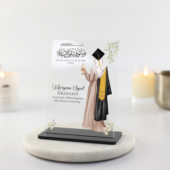 Muslim Female Graduation Gift, Personalised Graduation Gift for Her, Islamic Gift for Her, Class of Any YEAR Floral Clear Acrylic Plaque