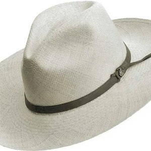 Original Panama hat - Wide brim natural classic fedora - natural toquilla straw - leather band - handmade in Ecuador