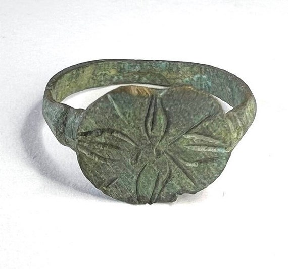 Antiguo Anillo Medieval con Estrella de Belen estilizada. Joyas medievales. Anillo antiguo. Artefacto medieval. 18 1 mm EE. UU. 8 Etsy Mexico