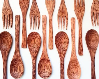 Purpledip Wooden Cooking-Serving Cutlery : Eco-friendly Handmade Kitchen Dining Accessory 11073 Set of 5 Purpledip Wooden Cooking-Serving Cutlery : Eco-friendly Handmade Kitchen Dining Accessory 11073 Set of 5