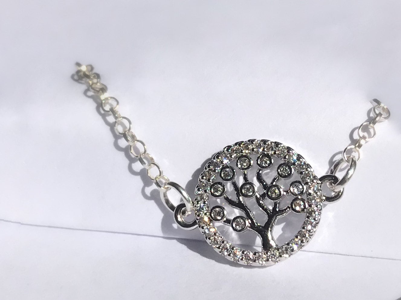 Collana albero della vita con ciondolo in argento rodiato e ambra rossa