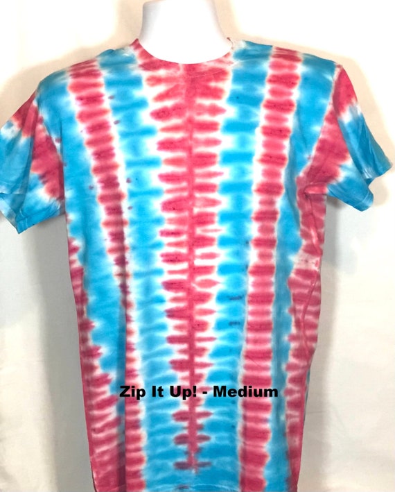 Vertical Red Turquoise Striped Tie-dyed Medium Tshirt