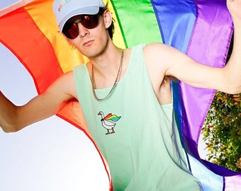 Goose Pride Regenbogen Tank Top | LGBTQ+ Pride | Stolz Tanktop | Besticktes Tank-Top | Stolz Stickerei | bestickt | Ästhetisches Tank Top