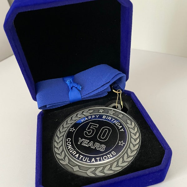 50TH BIRTHDAY Engraved Medal, in a Luxury Presentation Case, Gold or Silver, Personalised with your own text, 50 Years Birthday Present