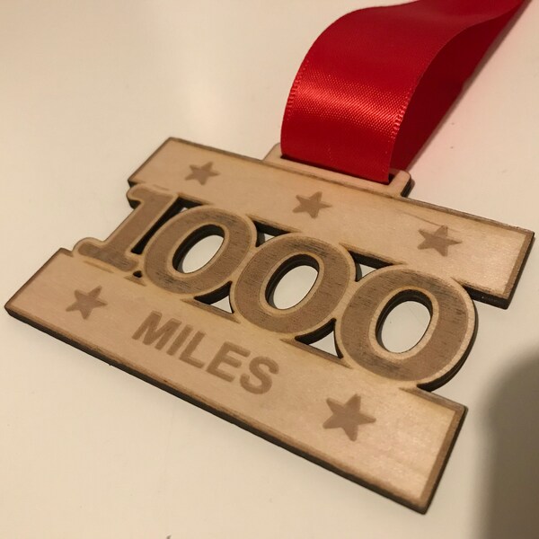 1000 MILES, Bespoke Wooden Medal, Annual Yearly Running Distance Achievement Award, Running Milestone for this year, Unique Design