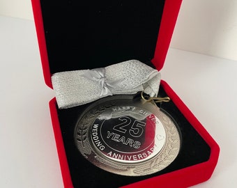 25th Wedding Anniversary Shiny Silver Engraved Medal in a Luxury Presentation Case, Personalise with your text, Silver Anniversary Gift