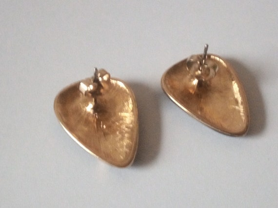 Beautiful black gold plated stud earrings, enamel… - image 3