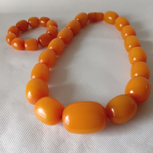 Exquisite Gigantic Bakelite Halskette + Armbänder Set in Oliven-form, butterscotch Farben mit drehverschluss. Vintage um 1950er! Sehr gut!