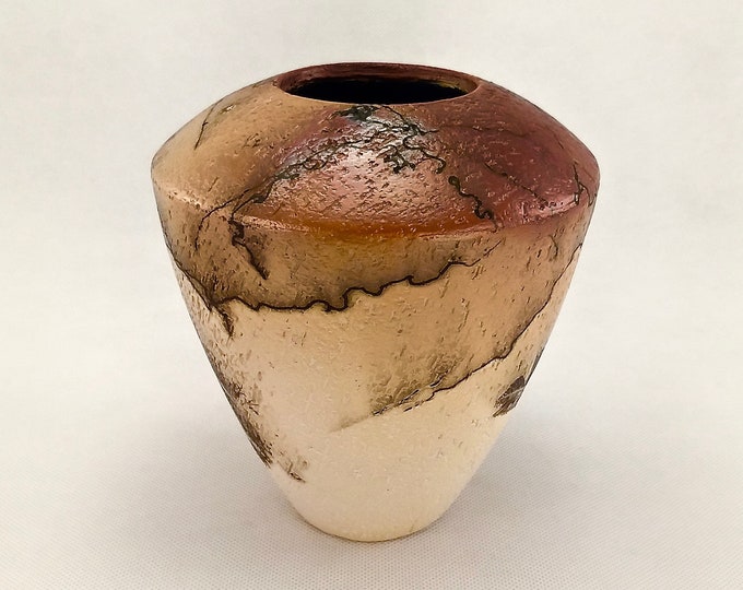 Handmade ceramic flower vase/ Interior decor/ Contemporary vase/ Ceramic decor/ Clay vase/ Birthday gift, housewarming/ Gift to a friend