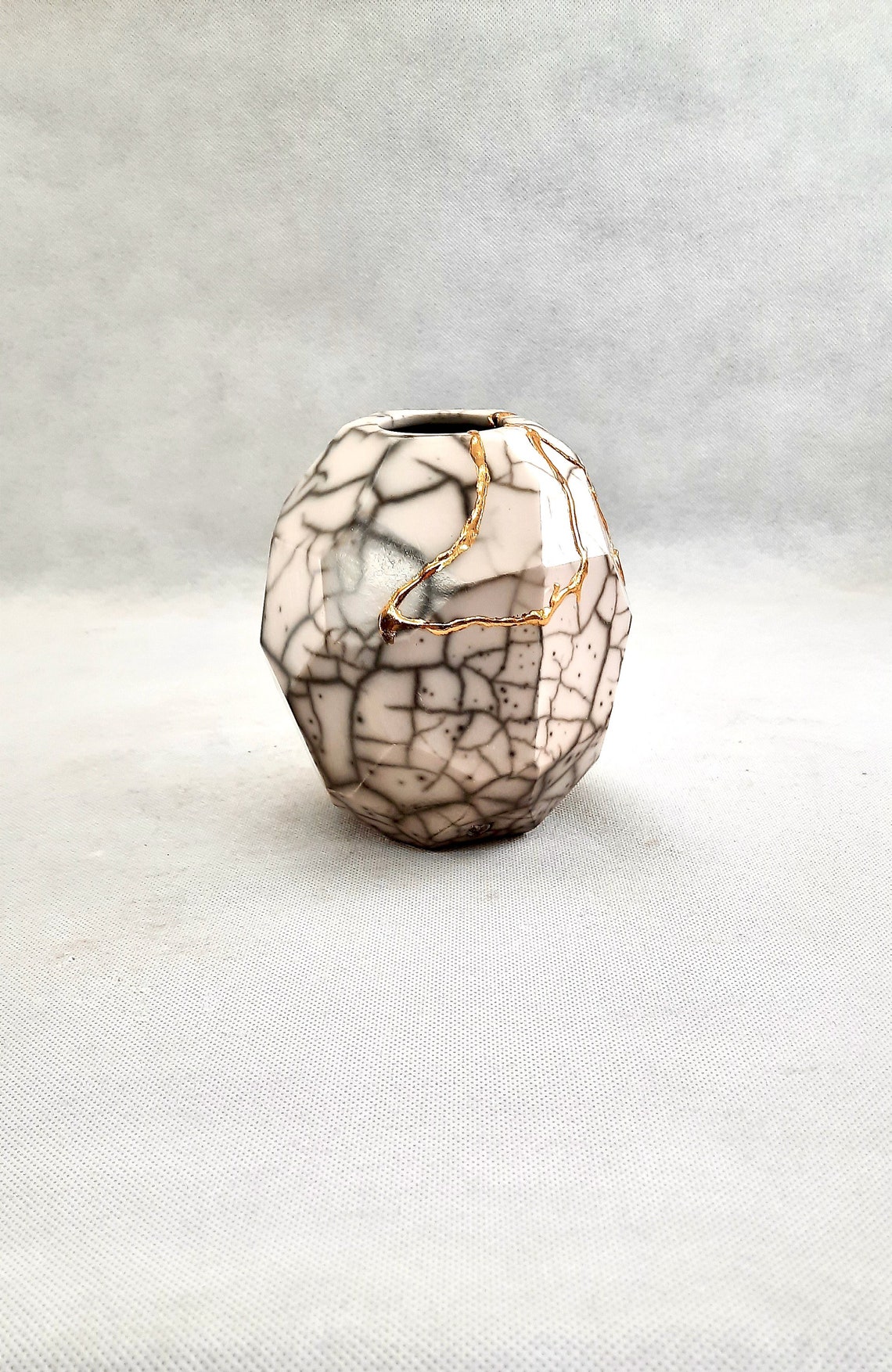 Kintsugi style white ceramic vase. Ceramic vase for dried Etsy