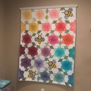Quilt Hanger Compression Compression Quilt Hanger - Mother’s Day Gift for Quilters! Best Gift ...