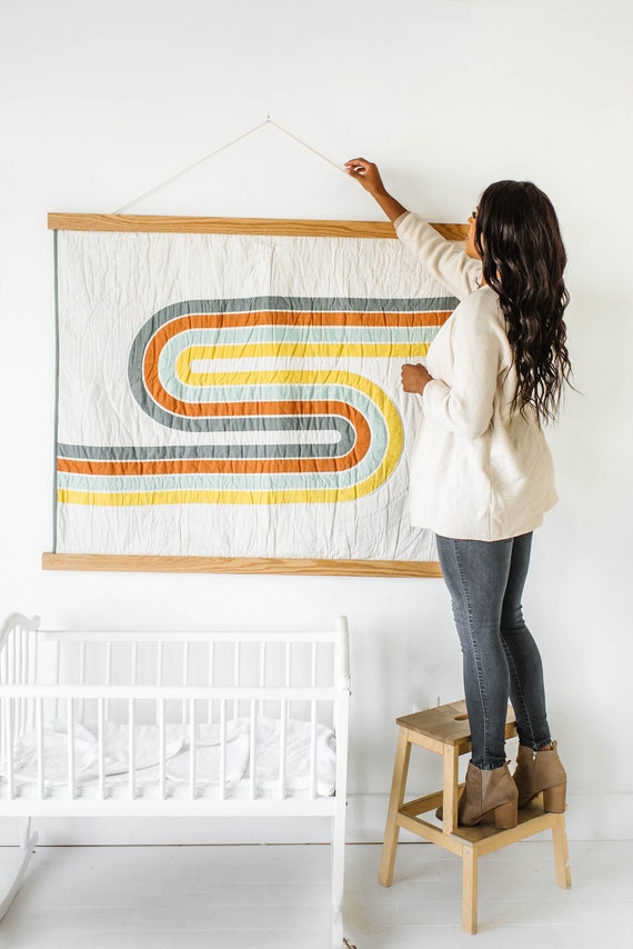 Baby quilt hanger hotsell