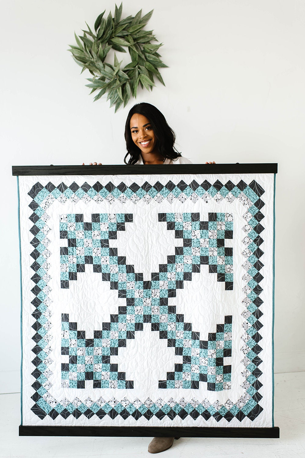 キルトハンガー - キルトを壁に掛けて飾る方法 - Etsy 日本