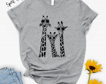 Giraffe Family Shirt,Safari Zoo Animal Lover Tee